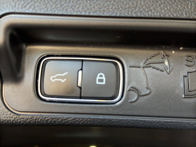 2026 Ford Explorer in Burlington, WI 53105 - 18136696 24