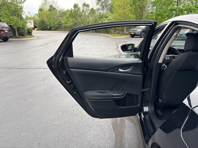 2016 Honda Civic in Marysville, OH 43040 - 18136701 27