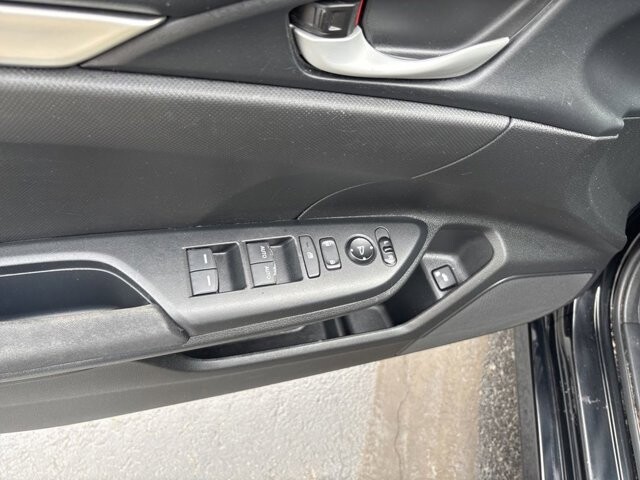 2016 Honda Civic in Marysville, OH 43040 - 18136701 13