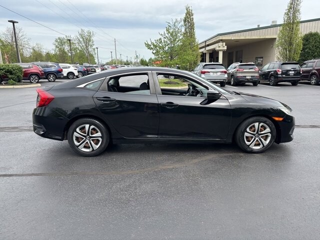 2016 Honda Civic in Marysville, OH 43040 - 18136701 9