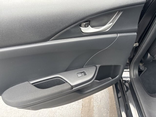 2016 Honda Civic in Marysville, OH 43040 - 18136701 28