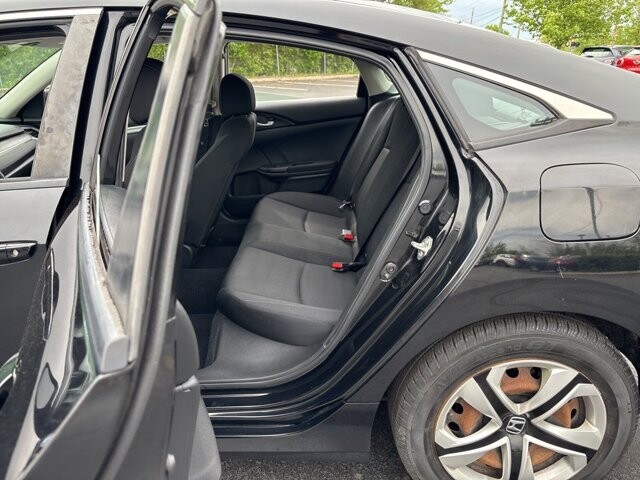 2016 Honda Civic in Marysville, OH 43040 - 18136701 29