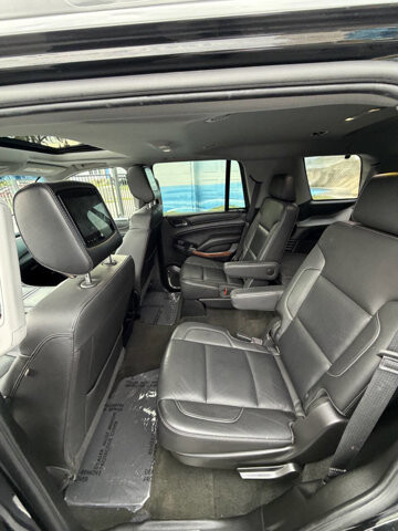 2018 Chevrolet Tahoe in Eastpointe, MI 48021 - 18136708 8