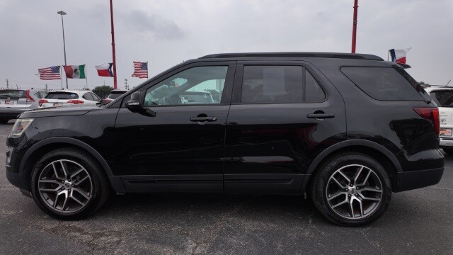 2017 Ford Explorer in Dallas, TX 75228 - 18136711 10
