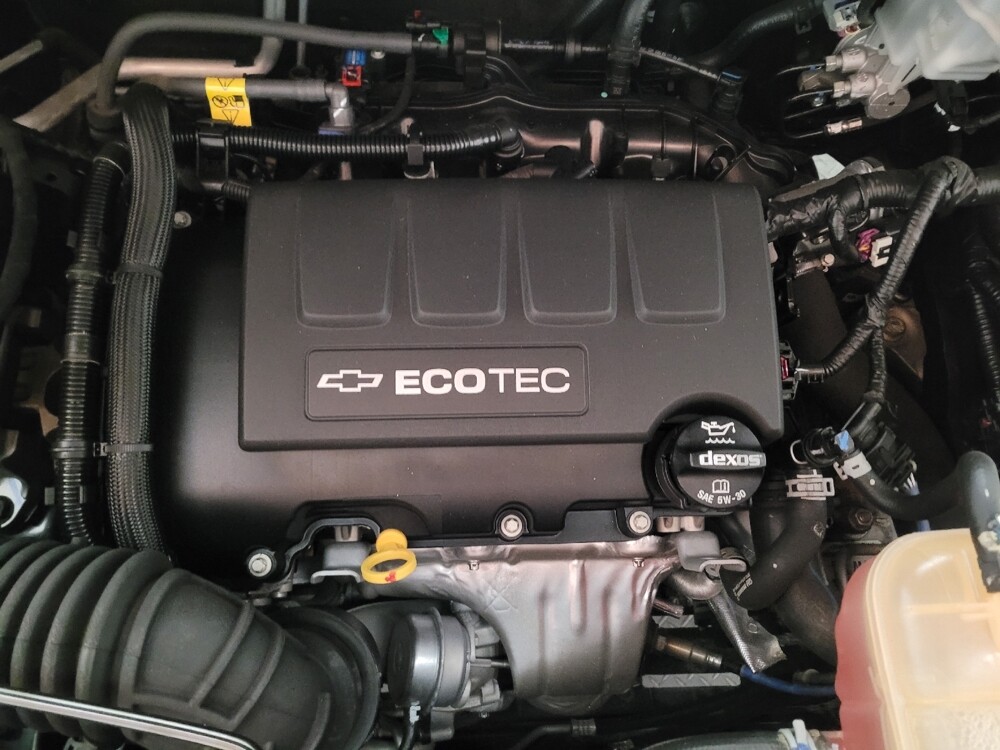 2020 Chevrolet Trax in Montclair, CA 91763 - 18136716 30