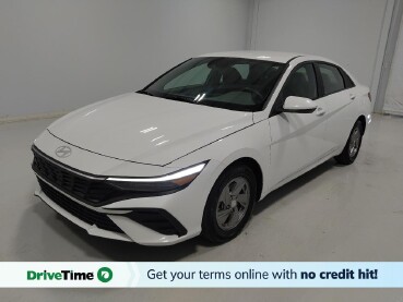 2025 Hyundai Elantra in Columbus, OH 43228