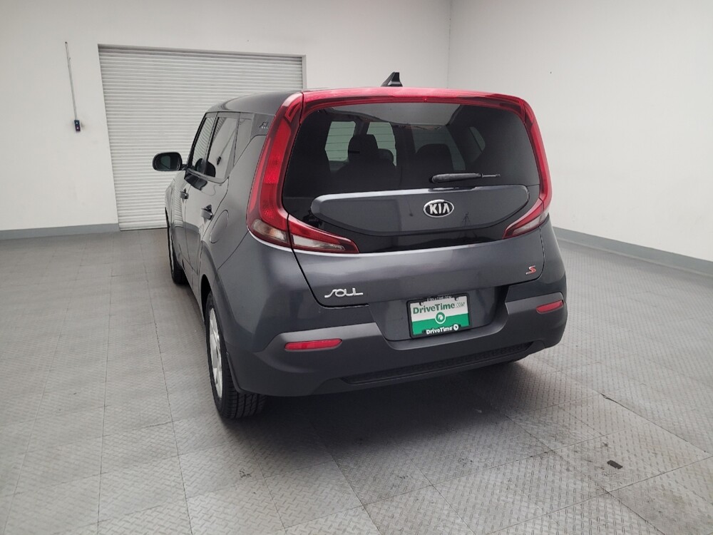 2020 Kia Soul in Downey, CA 90241 - 18136718 6