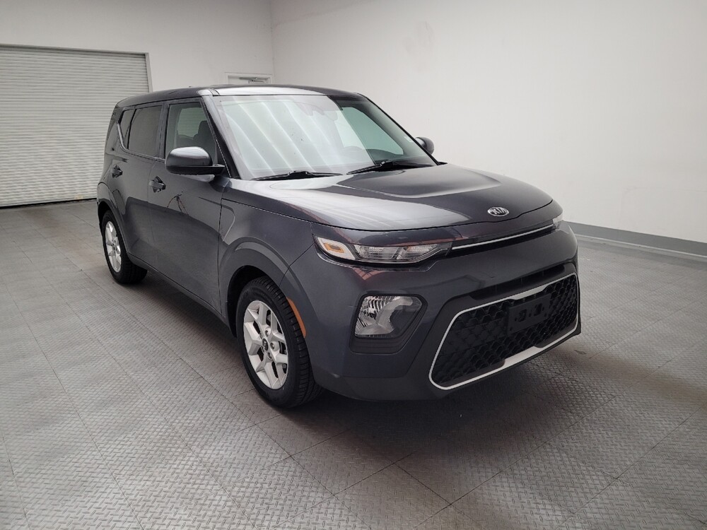2020 Kia Soul in Downey, CA 90241 - 18136718 13