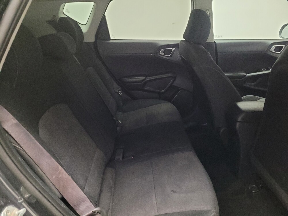 2020 Kia Soul in Downey, CA 90241 - 18136718 19