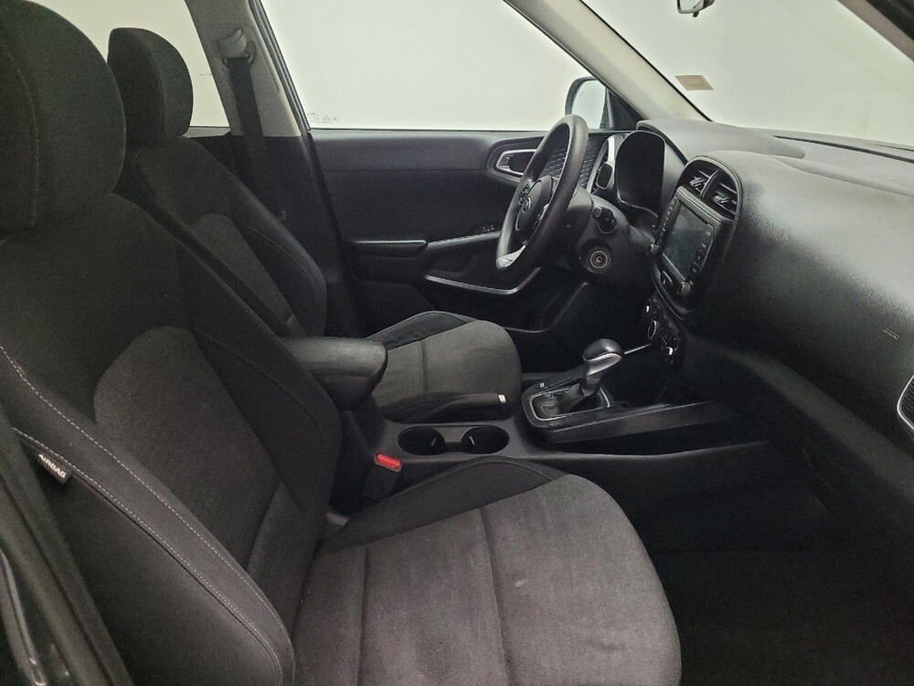 2020 Kia Soul in Downey, CA 90241 - 18136718 21