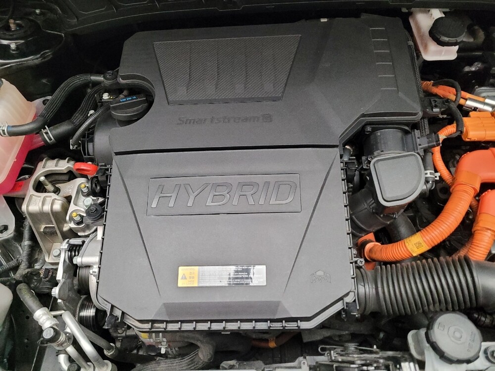 2023 Kia Niro in Sacramento, CA 95821 - 18136724 30