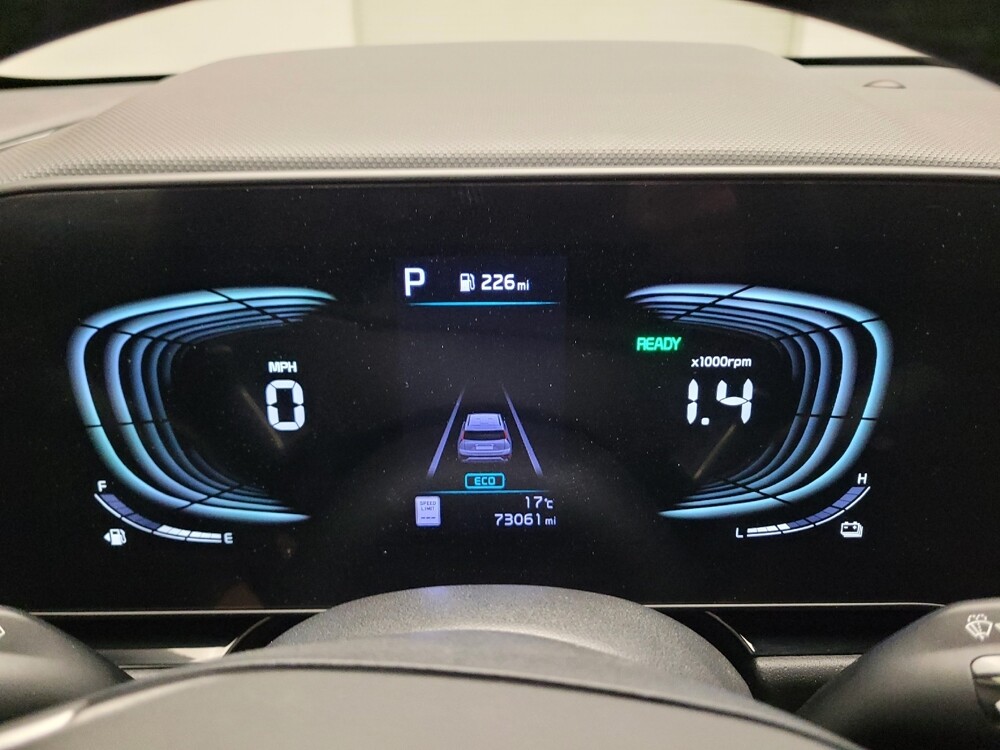 2023 Kia Niro in Sacramento, CA 95821 - 18136724 23