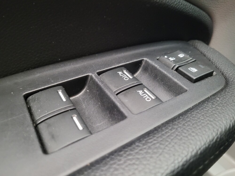 2020 Honda Pilot in Riverside, CA 92504 - 18136727 27