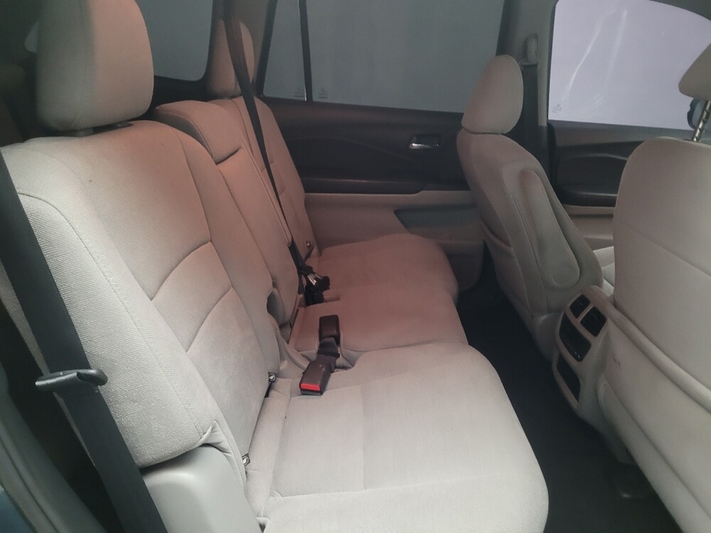 2020 Honda Pilot in Riverside, CA 92504 - 18136727 19