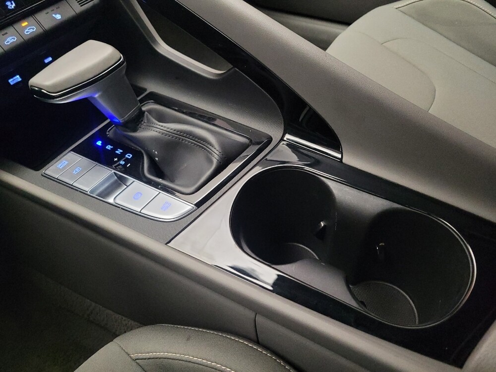 2025 Hyundai Elantra in Downey, CA 90241 - 18136728 26