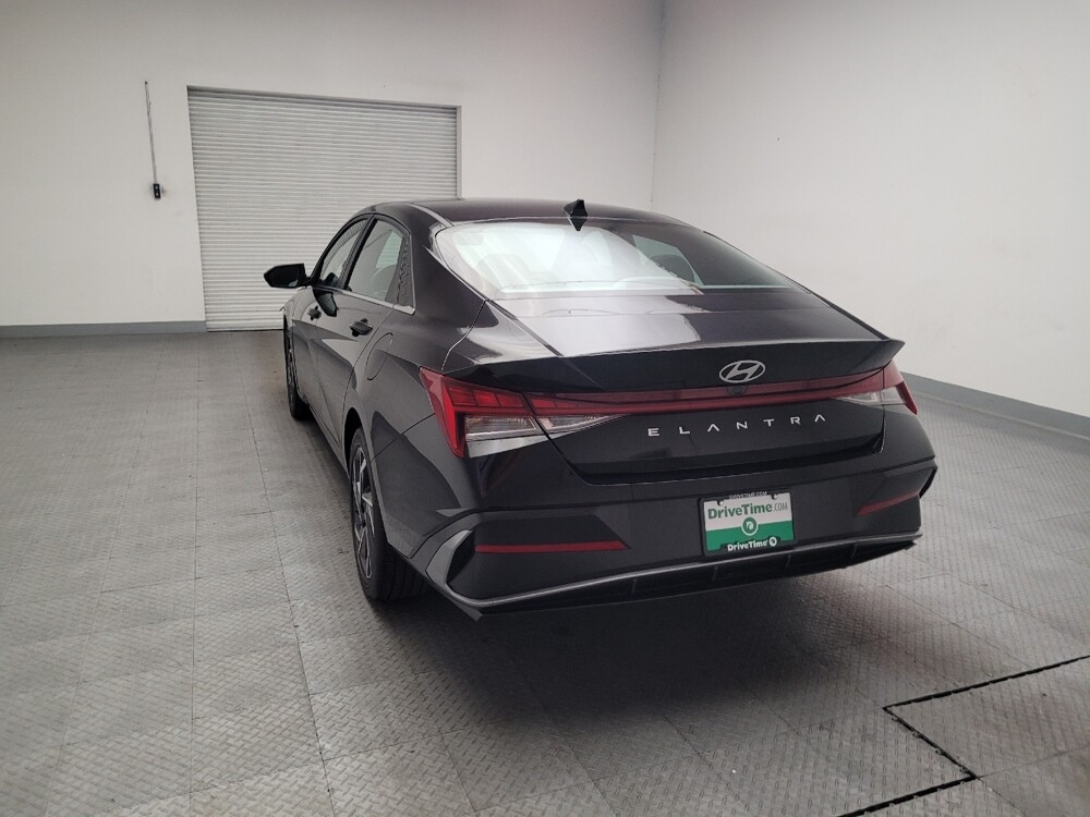 2025 Hyundai Elantra in Downey, CA 90241 - 18136728 6