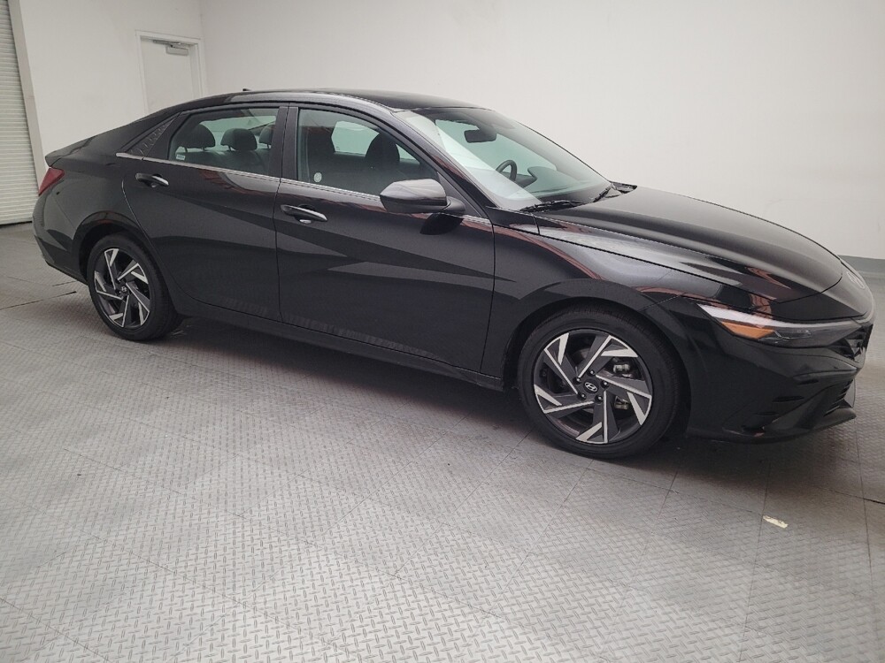 2025 Hyundai Elantra in Downey, CA 90241 - 18136728 11