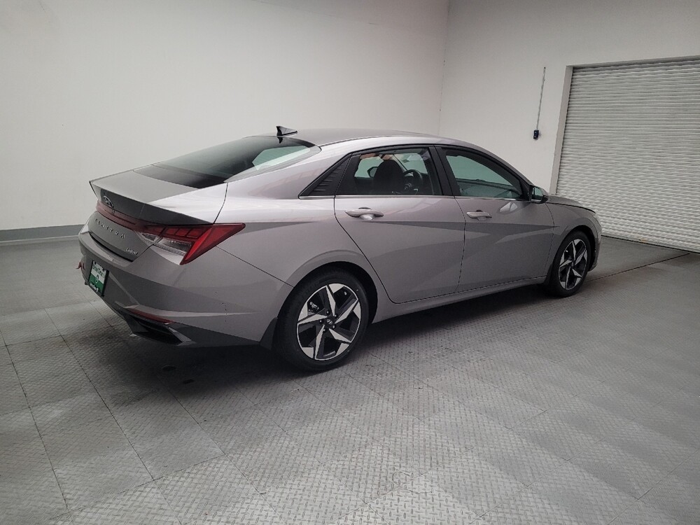 2023 Hyundai Elantra in Montclair, CA 91763 - 18136730 10
