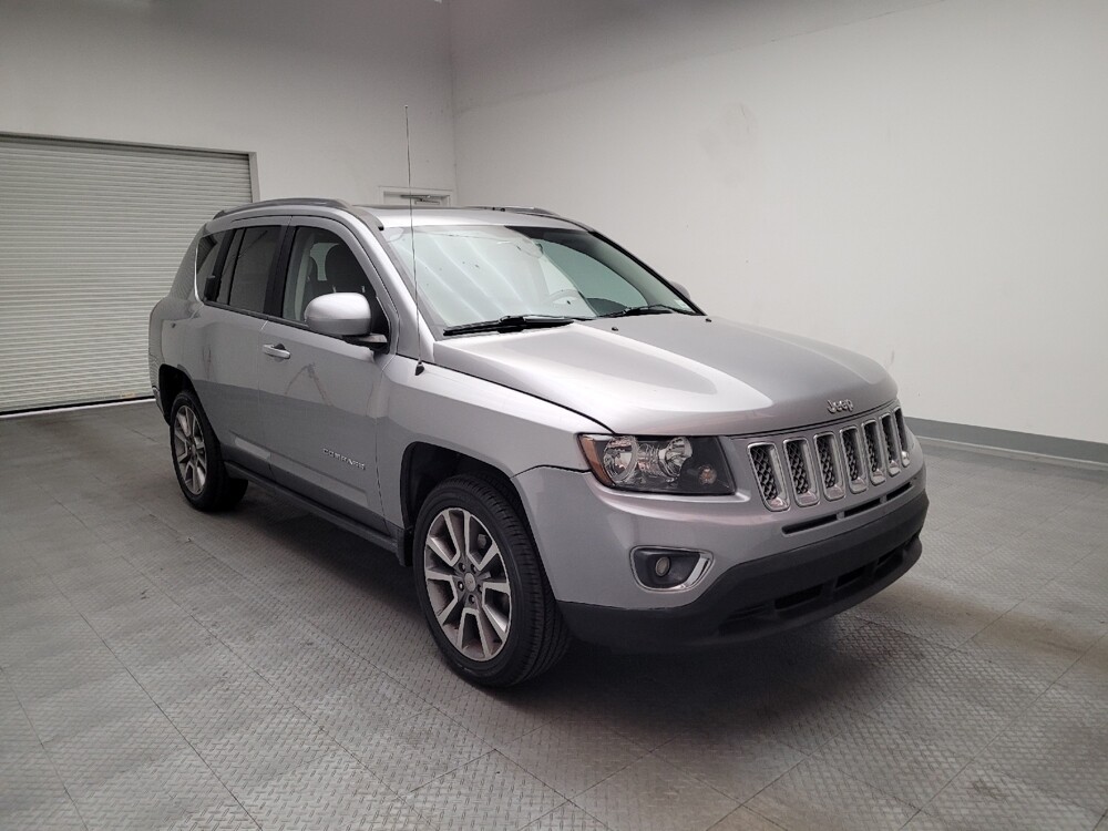 2016 Jeep Compass in Fresno, CA 93726 - 18136731 13
