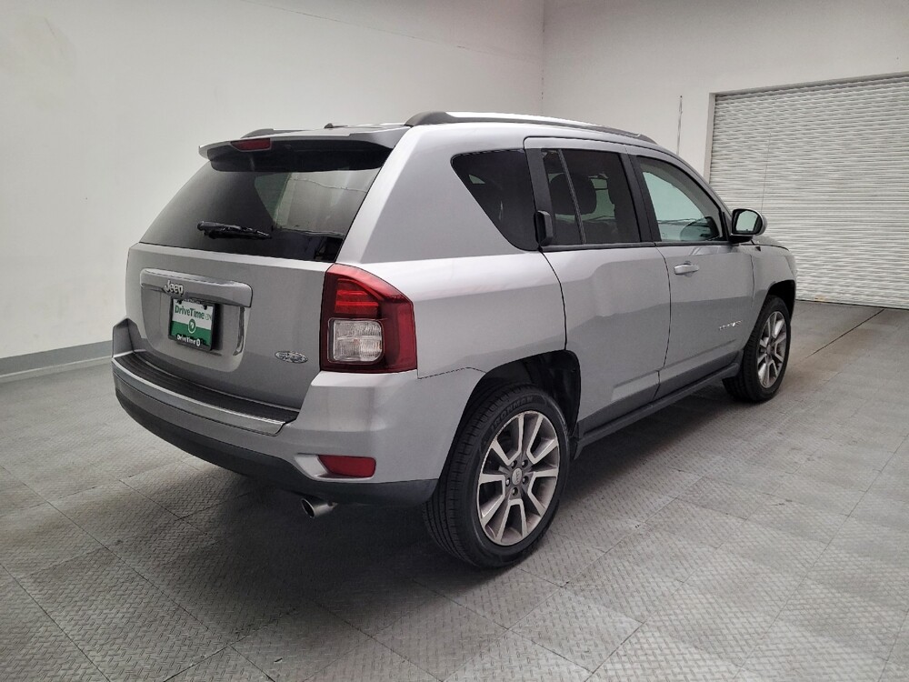 2016 Jeep Compass in Fresno, CA 93726 - 18136731 9