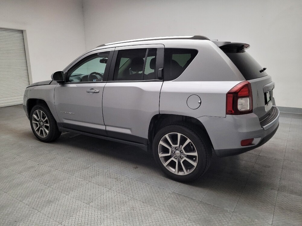 2016 Jeep Compass in Fresno, CA 93726 - 18136731 3