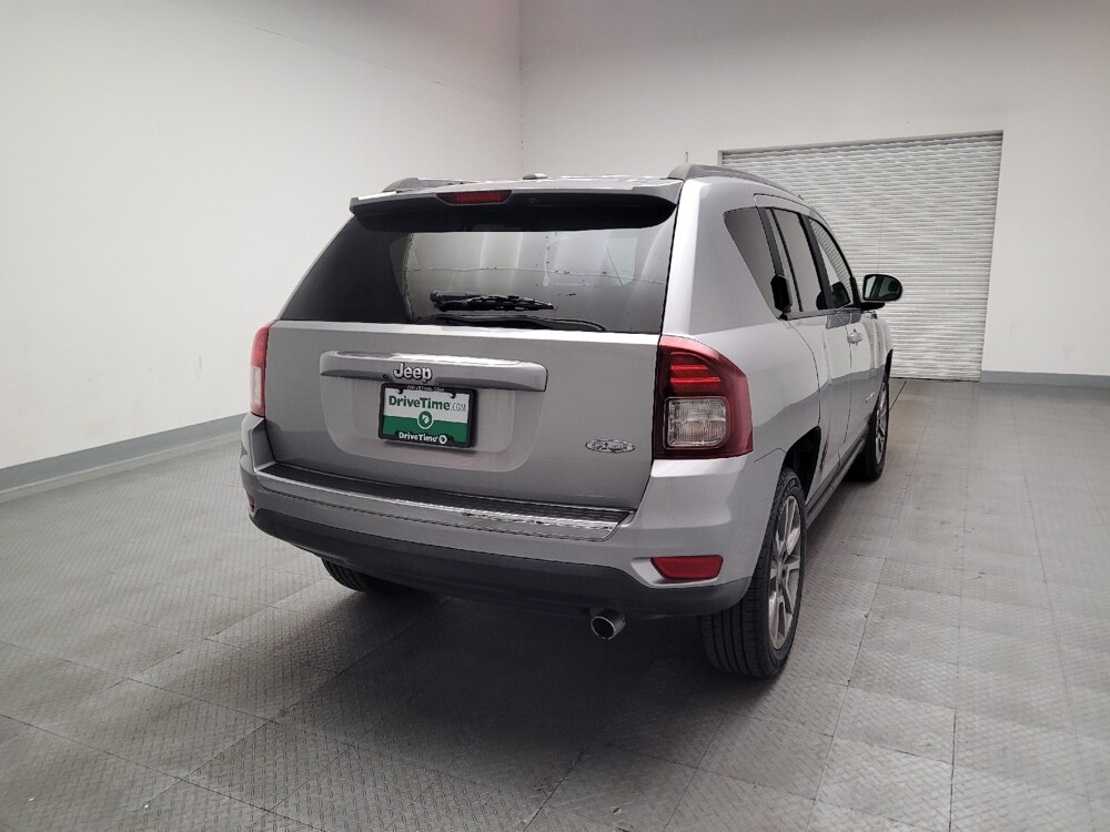 2016 Jeep Compass in Fresno, CA 93726 - 18136731 7