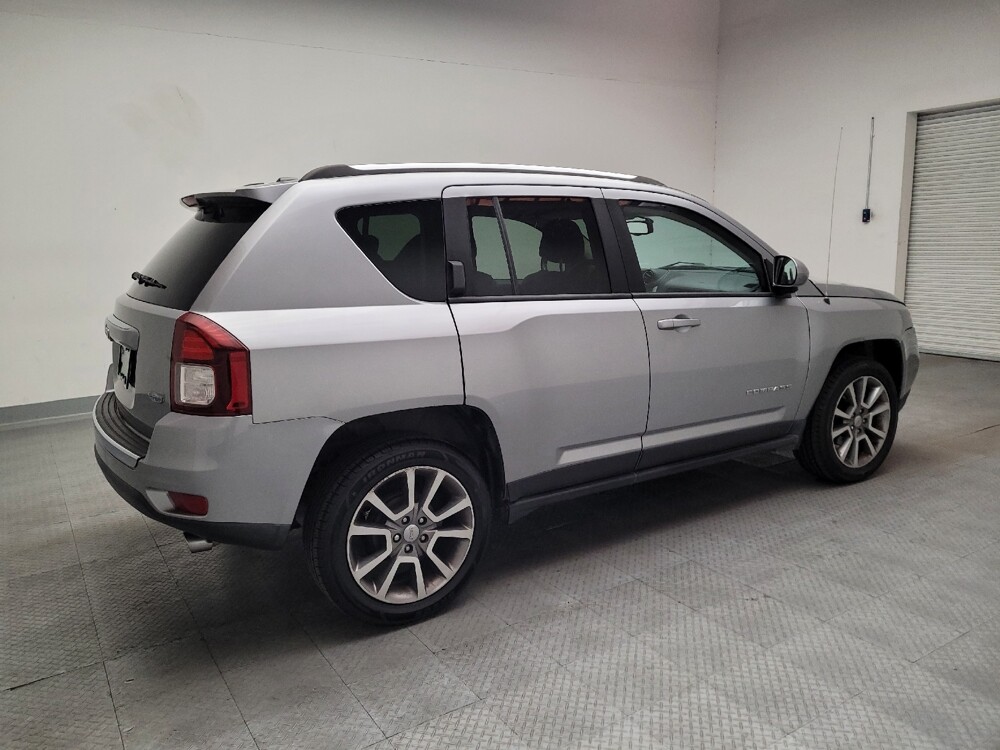 2016 Jeep Compass in Fresno, CA 93726 - 18136731 10