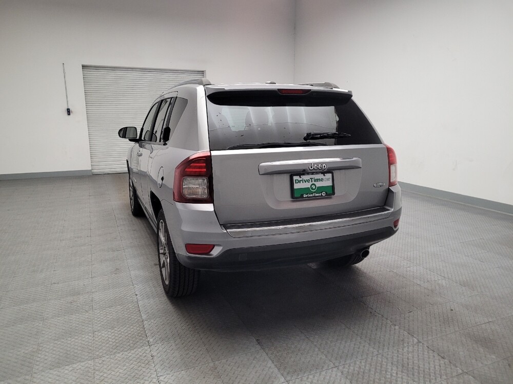 2016 Jeep Compass in Fresno, CA 93726 - 18136731 6
