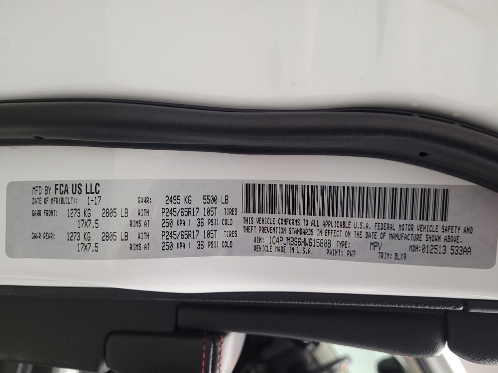 2017 Jeep Cherokee in Phoenix, AZ 85022 - 18136735 33