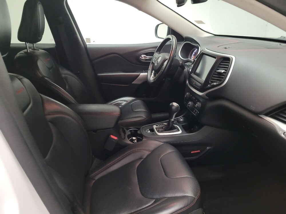 2017 Jeep Cherokee in Phoenix, AZ 85022 - 18136735 21