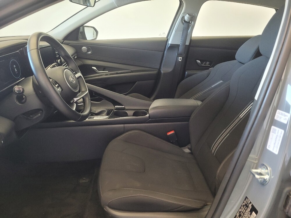 2022 Hyundai Elantra in Montclair, CA 91763 - 18136736 17