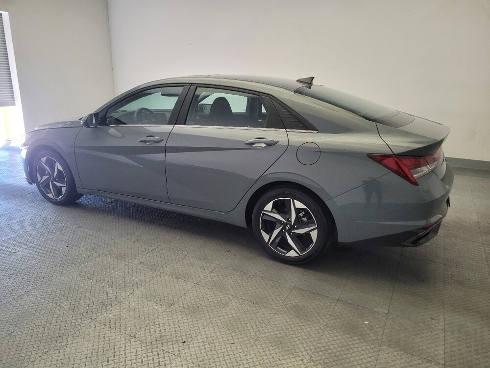 2022 Hyundai Elantra in Montclair, CA 91763 - 18136736 3