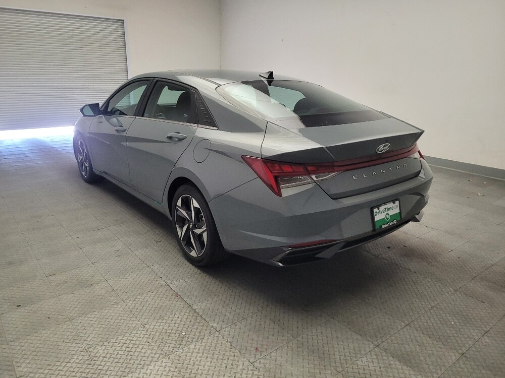 2022 Hyundai Elantra in Montclair, CA 91763 - 18136736 5