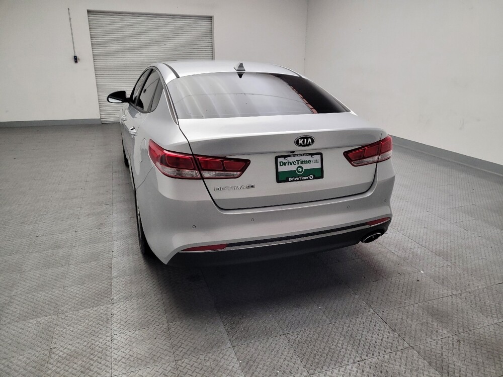 2018 Kia Optima in El Cajon, CA 92020 - 18136742 6