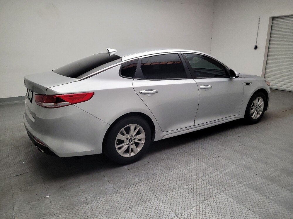 2018 Kia Optima in El Cajon, CA 92020 - 18136742 10