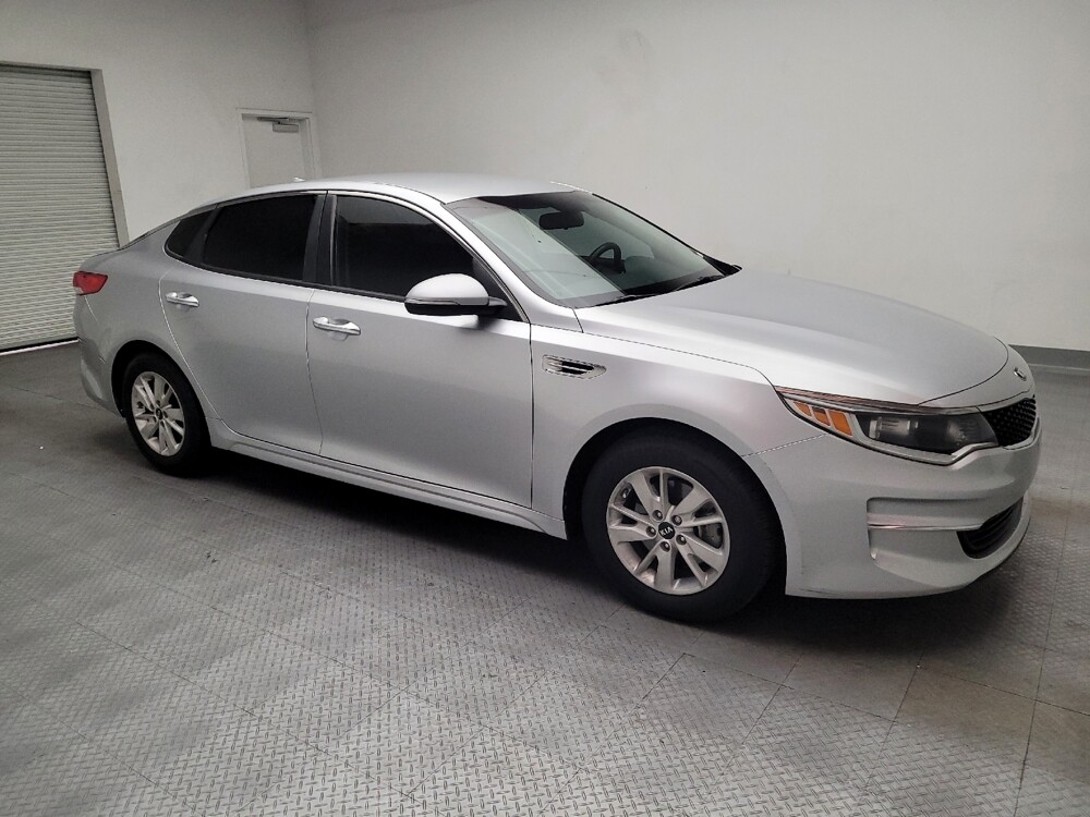 2018 Kia Optima in El Cajon, CA 92020 - 18136742 11