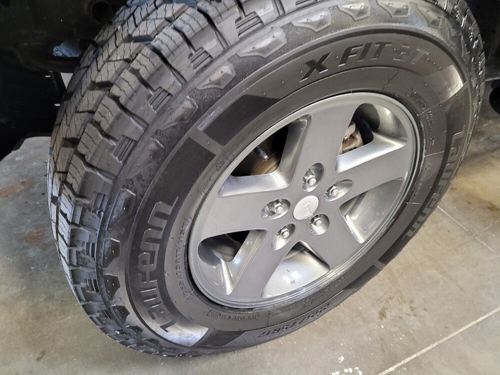 2016 Jeep Wrangler in Downey, CA 90241 - 18136743 31