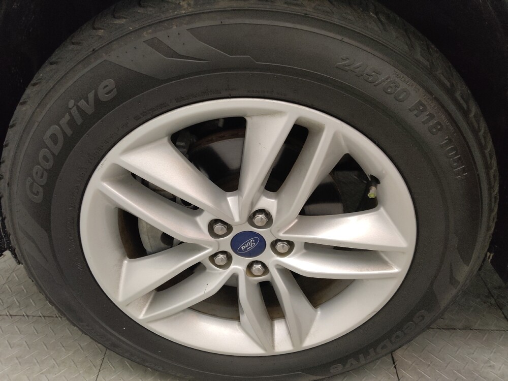 2017 Ford Edge in Athens, GA 30606 - 18136747 31