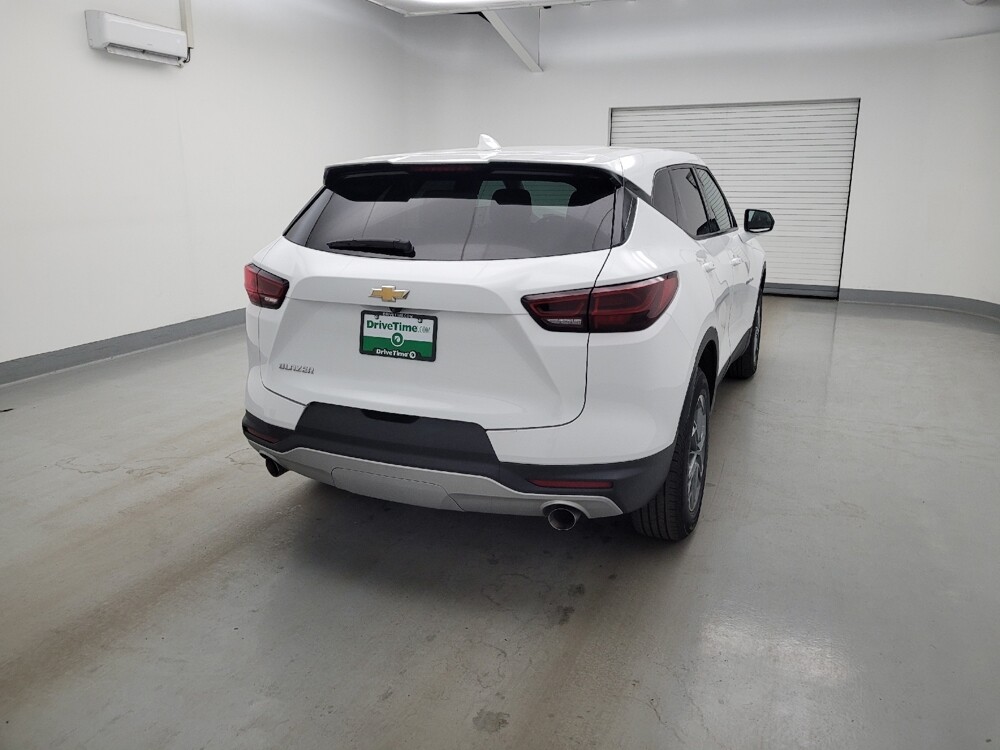 2024 Chevrolet Blazer in Maple Heights, OH 44137 - 18136749 7