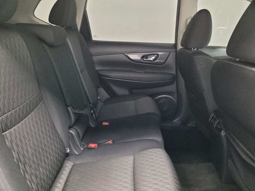 2017 Nissan Rogue in Las Vegas, NV 89102 - 18136750 19