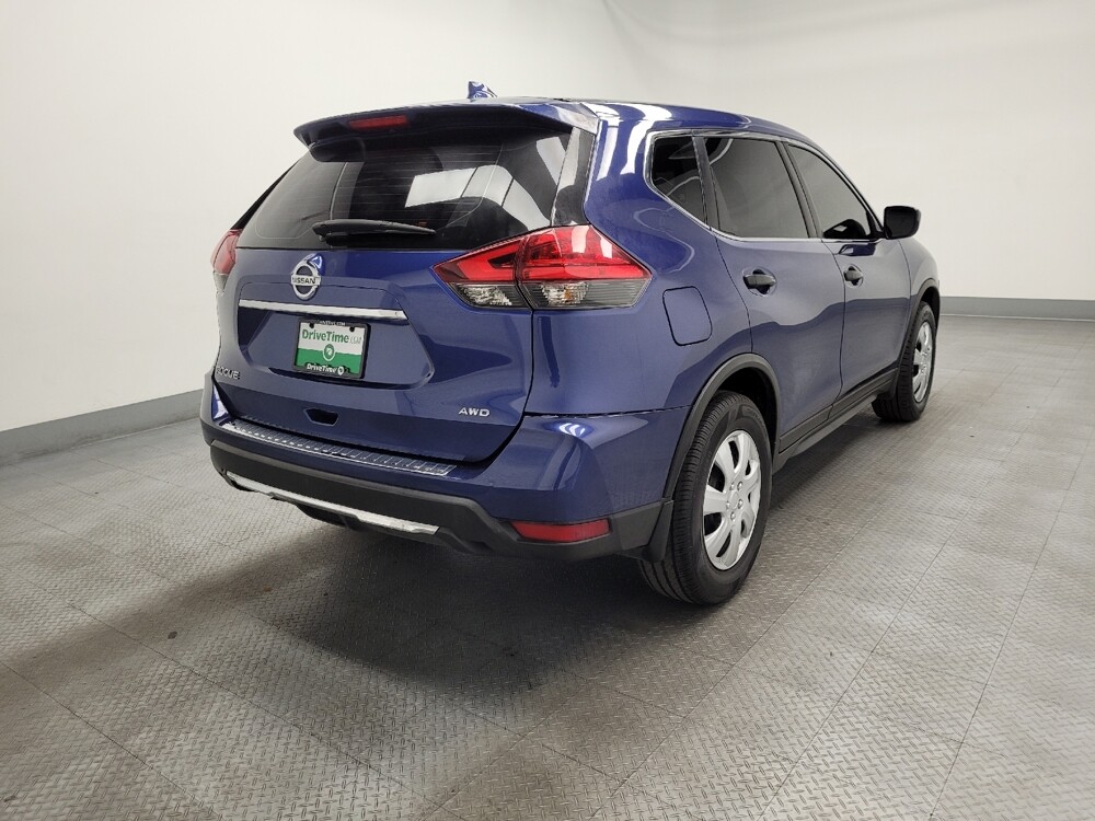 2017 Nissan Rogue in Las Vegas, NV 89102 - 18136750 9