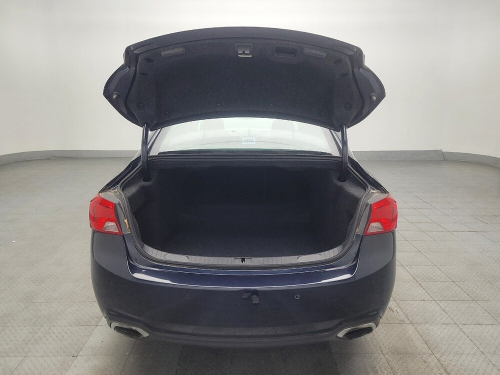 2018 Chevrolet Impala in Knoxville, TN 37923 - 18136756 29