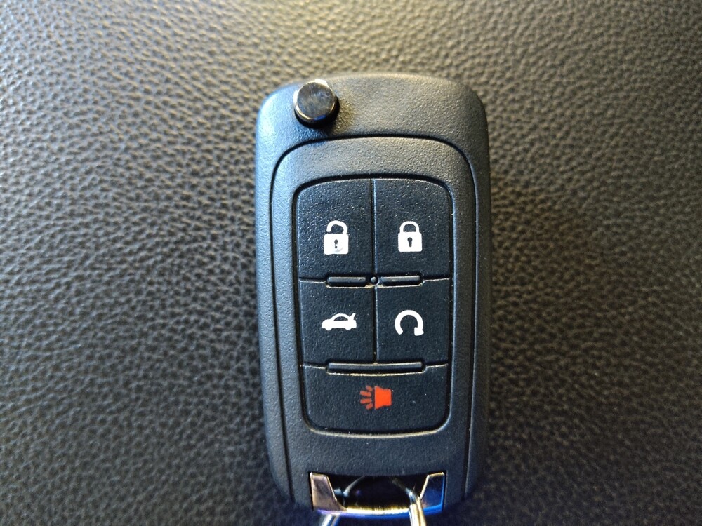 2018 Chevrolet Impala in Knoxville, TN 37923 - 18136756 32