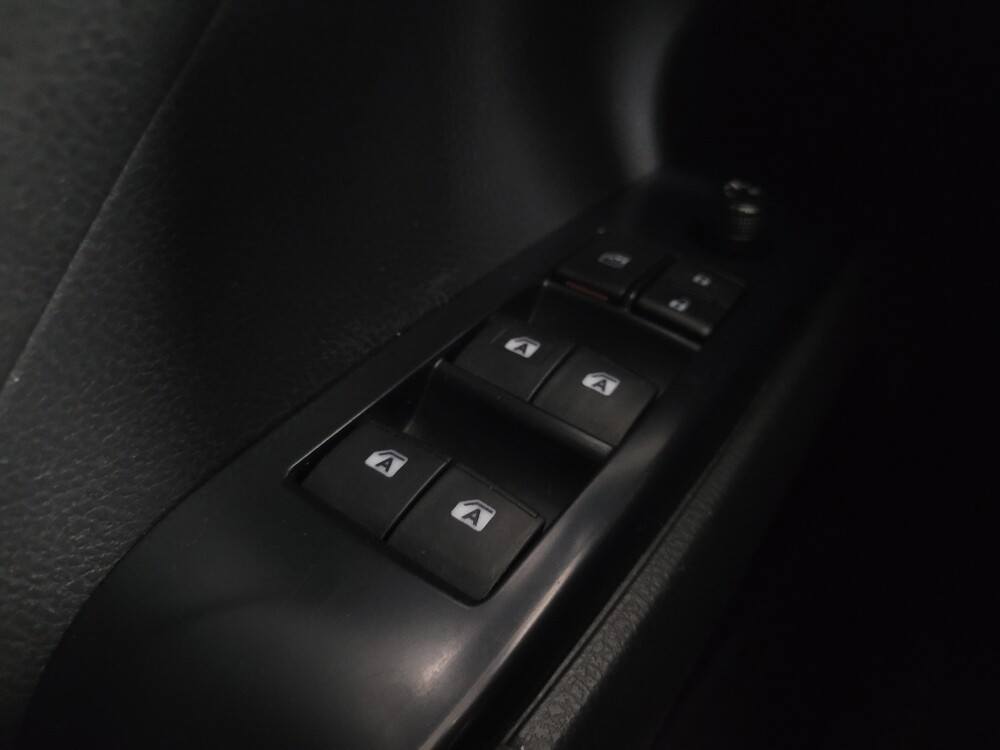 2018 Toyota Camry in Pelham, AL 35124 - 18136768 26