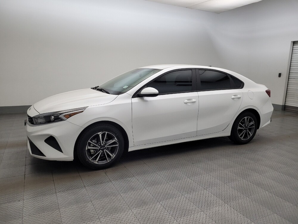 2023 Kia Forte in Phoenix, AZ 85015 - 18136800 2