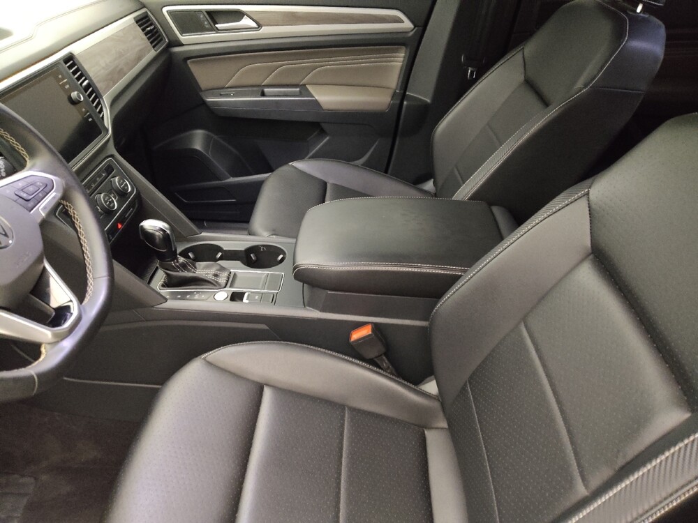 2021 Volkswagen Atlas in Morrow, GA 30260 - 18136810 17