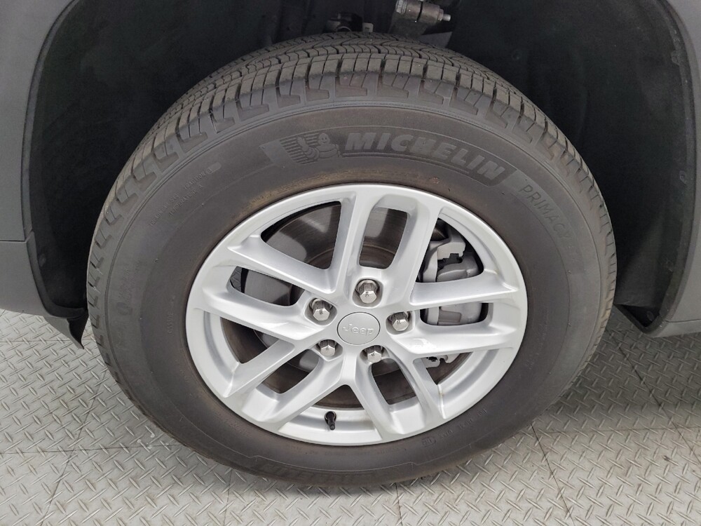 2023 Jeep Grand Cherokee L in Las Vegas, NV 89102 - 18136822 31