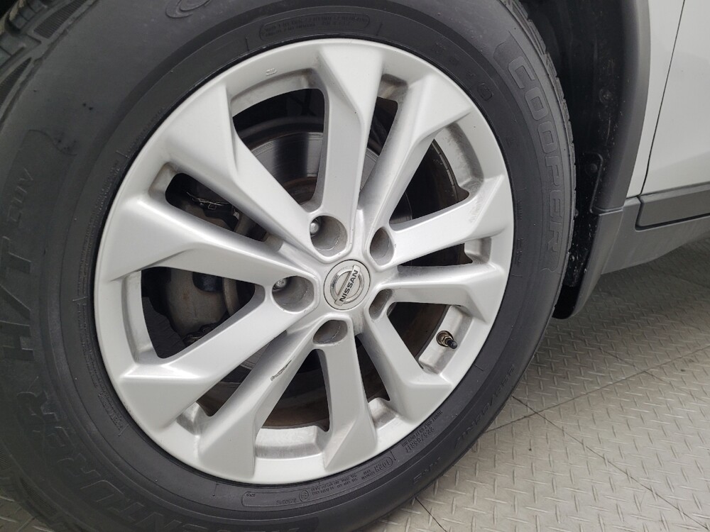 2015 Nissan Rogue in Savannah, GA 31419 - 18136832 31