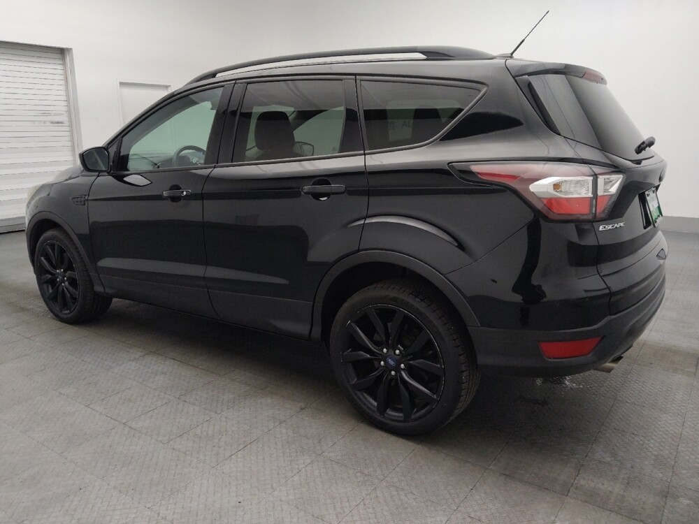 2017 Ford Escape in Miami, FL 33157 - 18136833 3