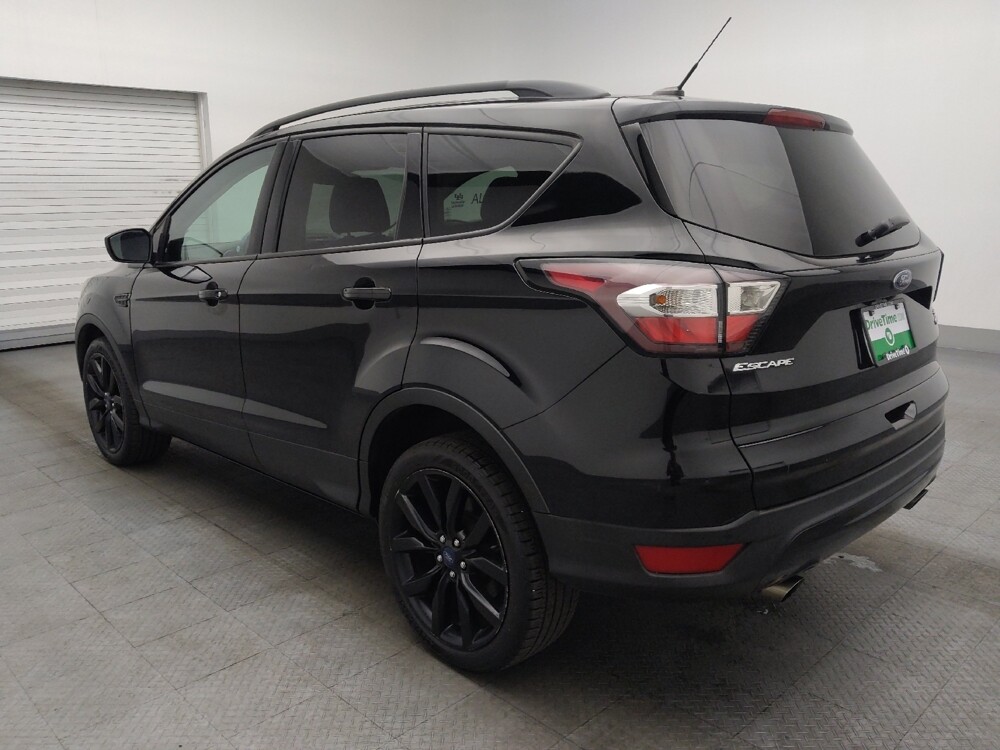 2017 Ford Escape in Miami, FL 33157 - 18136833 5